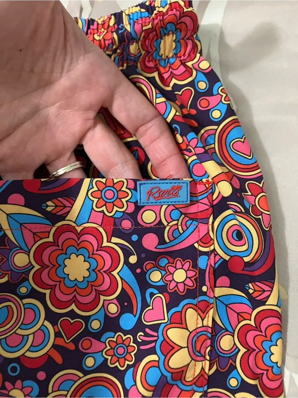 Men's hybrid swim trunks “love overload” size small